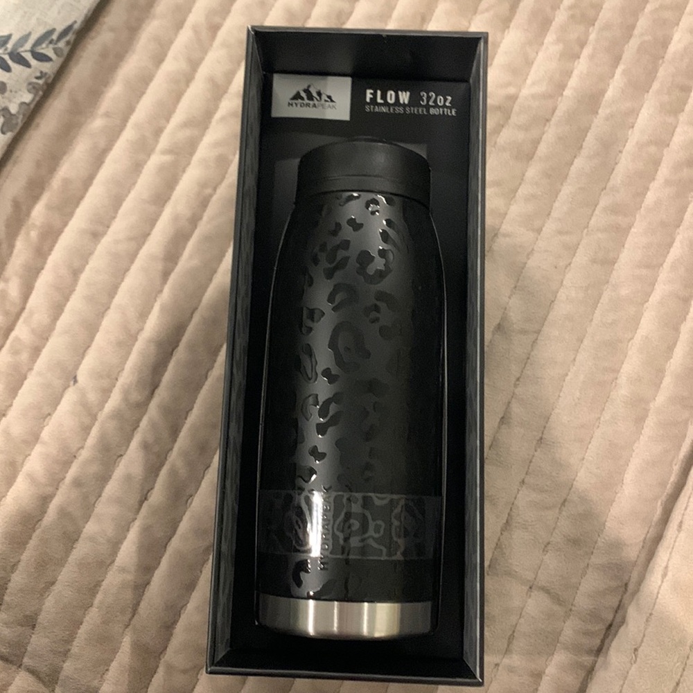 HydraPeak FLOW 32 oz stainless steel bottle
